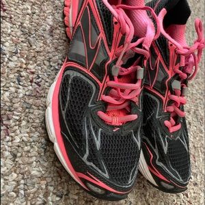 Brooks Ravenna Running Shoes